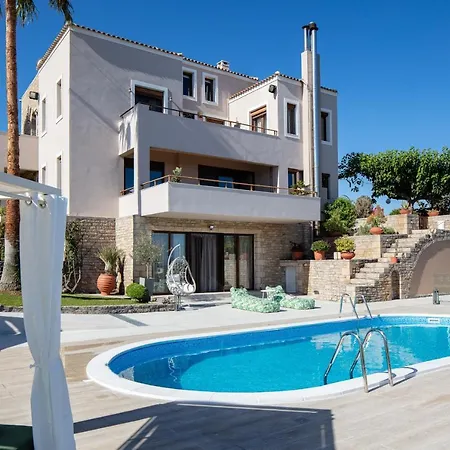 Βίλα Natura - With Private Heated Pool Tria Monastiria