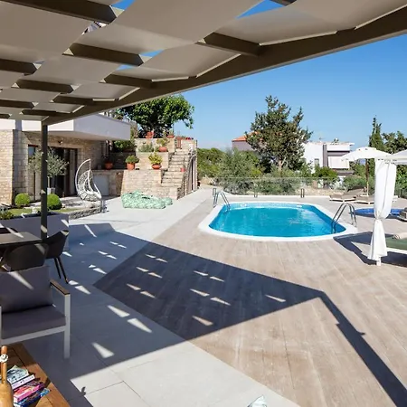 Natura - With Private Heated Pool Tria Monastiria