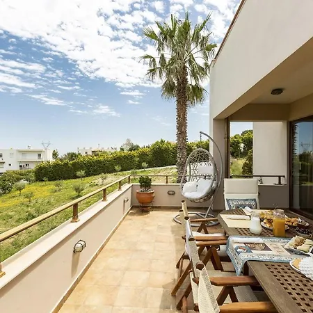 Βίλα Natura - With Private Heated Pool
