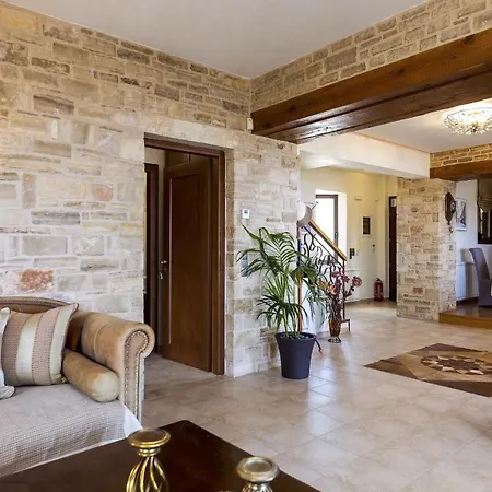 Natura - With Private Heated Pool Tria Monastiria